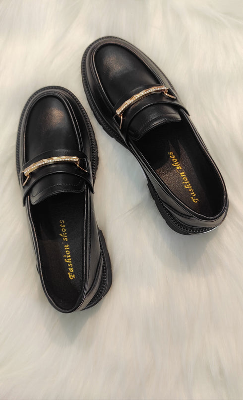 Round Toe Chunky Loafer